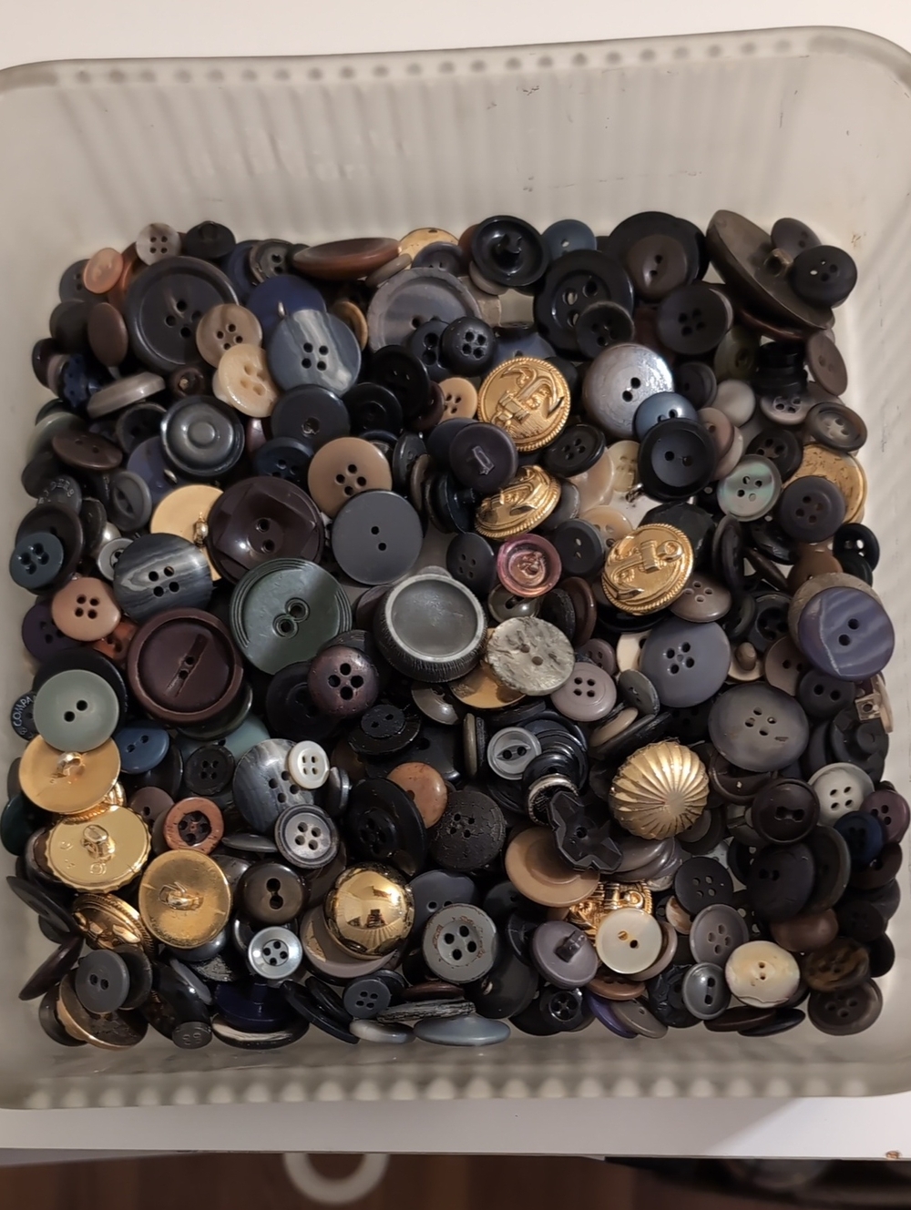 Assorted Vintage Buttons 15 Oz.  Mostly Plastic